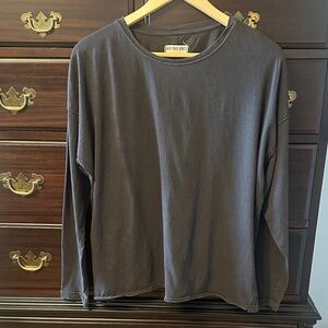 Free People, We the free dark grey long sleeve, Small